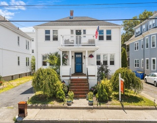 43 Dolphin Ave, Winthrop, Massachusetts, 5 Bedrooms Bedrooms, 10 Rooms Rooms,2.5 BathroomsBathrooms,Residential,For Sale,Dolphin Ave,73556586