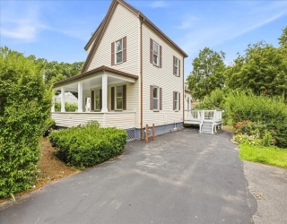 29 Wentworth Ave, Stoughton, Massachusetts, 3 Bedrooms Bedrooms, 6 Rooms Rooms,2 BathroomsBathrooms,Residential,For Sale,Wentworth Ave,73556516