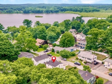 8 Porter Rd, North Reading, Massachusetts, 3 Bedrooms Bedrooms, 8 Rooms Rooms,1 BathroomBathrooms,Residential,For Sale,Porter Rd,73556610 8 Porter Rd, North Reading, Massachusetts, 3 Bedrooms Bedrooms, 8 Rooms Rooms,1 BathroomBathrooms,Residential,For Sale,Porter Rd,73556610