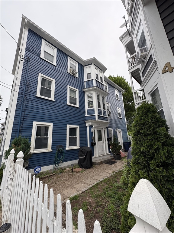 6 Northey, Salem, Massachusetts, 1 Bedroom Bedrooms, 3 Rooms Rooms,1 BathroomBathrooms,Residential Lease,For Rent,Northey,73556668
