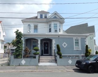 167 Washington St, New Bedford, Massachusetts, 4 Bedrooms Bedrooms, 8 Rooms Rooms,2 BathroomsBathrooms,Residential,For Sale,Washington St,73556675