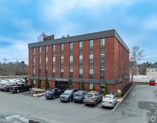 1 R Newbury, Peabody, Massachusetts, ,Commercial Lease,For Rent,R Newbury,73556692