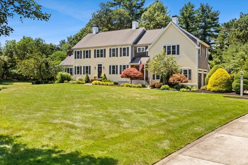 50 Butternut Way, Bridgewater, Massachusetts, 4 Bedrooms Bedrooms, 8 Rooms Rooms,2.5 BathroomsBathrooms,Residential,For Sale,Butternut Way,73556577