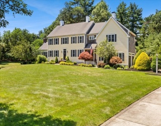 50 Butternut Way, Bridgewater, Massachusetts, 4 Bedrooms Bedrooms, 8 Rooms Rooms,2.5 BathroomsBathrooms,Residential,For Sale,Butternut Way,73556577