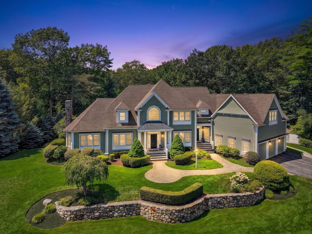 2 Goldman Cir, Bedford, Massachusetts, 5 Bedrooms Bedrooms, 14 Rooms Rooms,4.5 BathroomsBathrooms,Residential,For Sale,Goldman Cir,73556531