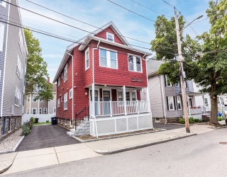 19 Verdun St, Boston, Massachusetts, 8 Bedrooms Bedrooms, 13 Rooms Rooms,4 BathroomsBathrooms,Residential Income,For Sale,Verdun St,73556696