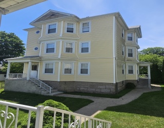 70 Warburton Street, Fall River, Massachusetts, 9 Bedrooms Bedrooms, 15 Rooms Rooms,3 BathroomsBathrooms,Residential Income,For Sale,Warburton Street,73556701