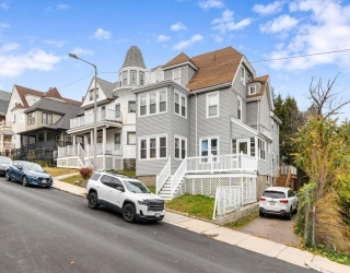 3 N Munroe Ter, Boston, Massachusetts, 6 Bedrooms Bedrooms, 15 Rooms Rooms,3 BathroomsBathrooms,Residential Income,For Sale,N Munroe Ter,73556727
