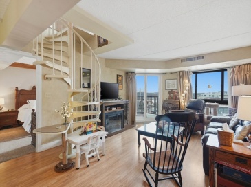 60 Rantoul St, Beverly, Massachusetts, 3 Bedrooms Bedrooms, 5 Rooms Rooms,2 BathroomsBathrooms,Residential,For Sale,Rantoul St,73497149