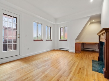 2 Clarendon St, Boston, Massachusetts, 1 Bedroom Bedrooms, 3 Rooms Rooms,1 BathroomBathrooms,Residential,For Sale,Clarendon St,73538896
