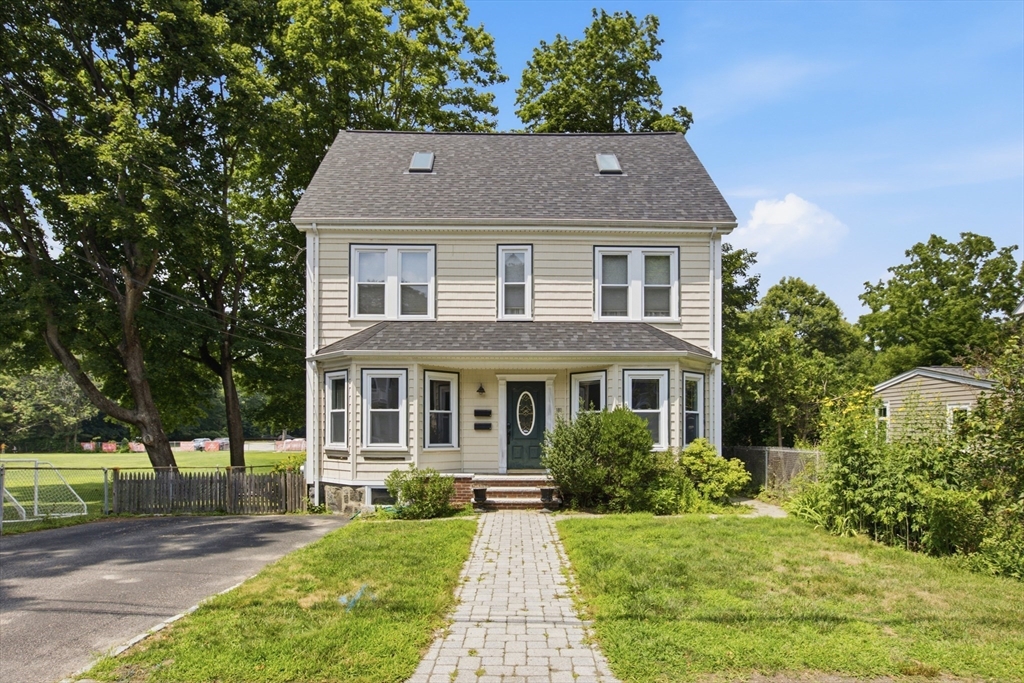 181 Churchills Lane, Milton, Massachusetts, 2 Bedrooms Bedrooms, 4 Rooms Rooms,1 BathroomBathrooms,Residential Lease,For Rent,Churchills Lane,73556648