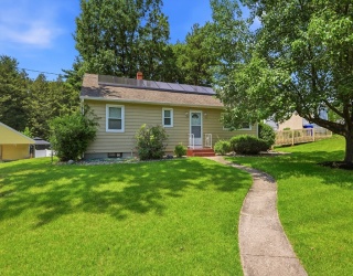 80 Gatewood Road, Springfield, Massachusetts, 3 Bedrooms Bedrooms, 6 Rooms Rooms,1.5 BathroomsBathrooms,Residential,For Sale,Gatewood Road,73556952