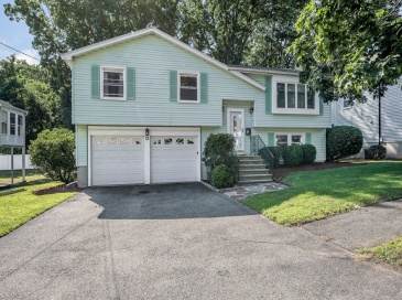 5 Jeremiah Cir, Medford, Massachusetts, 3 Bedrooms Bedrooms, 6 Rooms Rooms,2 BathroomsBathrooms,Residential,For Sale,Jeremiah Cir,73556954 5 Jeremiah Cir, Medford, Massachusetts, 3 Bedrooms Bedrooms, 6 Rooms Rooms,2 BathroomsBathrooms,Residential,For Sale,Jeremiah Cir,73556954