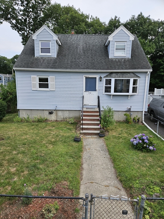 135 Crane St, Dedham, Massachusetts, 4 Bedrooms Bedrooms, 6 Rooms Rooms,1 BathroomBathrooms,Residential,For Sale,Crane St,73556950