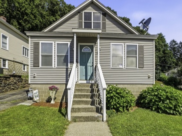 55 Chilmark St, Worcester, Massachusetts, 2 Bedrooms Bedrooms, 6 Rooms Rooms,2 BathroomsBathrooms,Residential,For Sale,Chilmark St,73556983