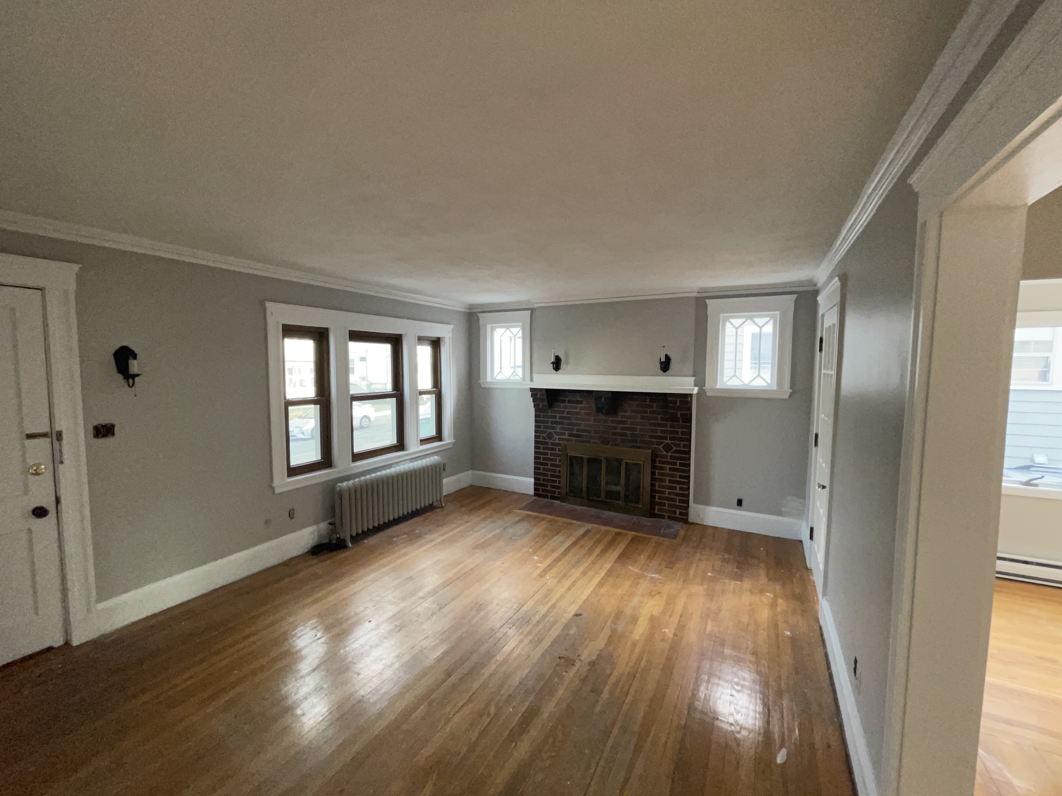 Belmont, Massachusetts, 3 Bedrooms Bedrooms, 7 Rooms Rooms,1 BathroomBathrooms,Residential Lease,For Rent,17JonathanSt