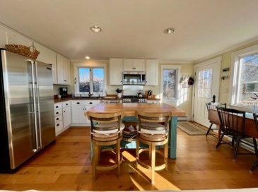 836 State Rd Aq601, Aquinnah, Massachusetts 02535, 3 Bedrooms Bedrooms, 7 Rooms Rooms,2 BathroomsBathrooms,Residential Lease,For Rent,State Rd Aq601,73120881