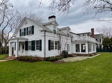 19 Morse St Ed333, Edgartown, Massachusetts 02539, 5 Bedrooms Bedrooms, 10 Rooms Rooms,5 BathroomsBathrooms,Residential Lease,For Rent,Morse St Ed333,73007813