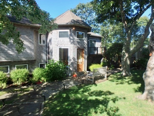 29 Cemetery Rd Ch216, Chilmark, Massachusetts 02535, 3 Bedrooms Bedrooms, 6 Rooms Rooms,3.5 BathroomsBathrooms,Residential Lease,For Rent,Cemetery Rd Ch216,72850912