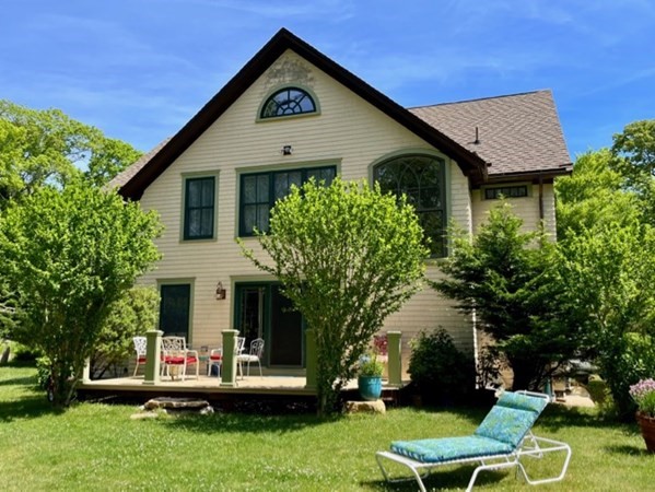 165 Christiantown Rd Wt157, West Tisbury, Massachusetts 02575, 3 Bedrooms Bedrooms, 7 Rooms Rooms,3 BathroomsBathrooms,Residential Lease,For Rent,Christiantown Rd Wt157,73007853