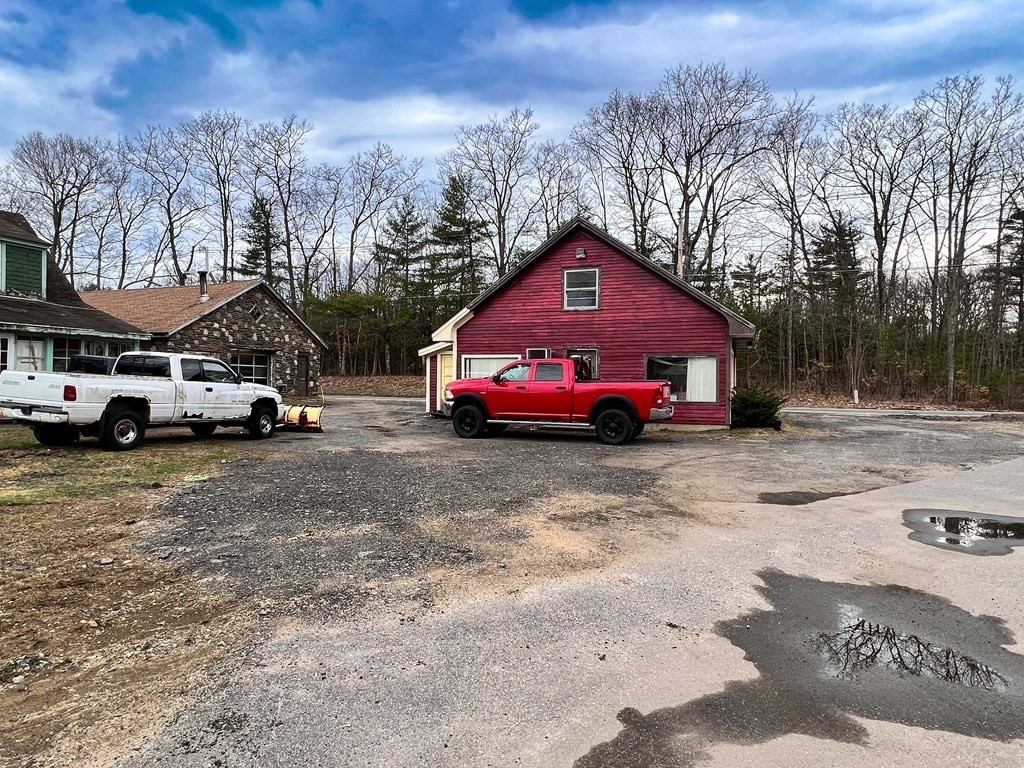 217 Barre Paxton Rd, Rutland, Massachusetts 01543, ,Commercial Sale,For Sale,Barre Paxton Rd,73096543