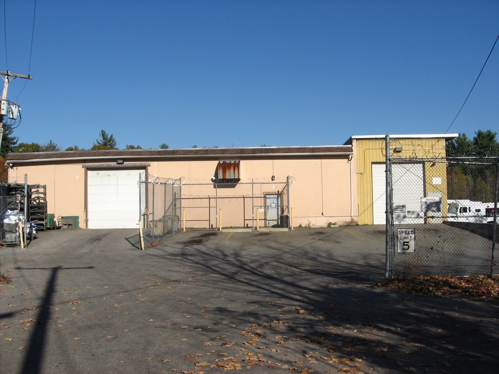 520 Mammoth, Londonderry, New Hampshire, ,Commercial Lease,For Rent,Mammoth,73064042