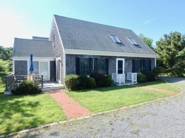 54 Schoolhouse Road Ed330, Edgartown, Massachusetts, 4 Bedrooms Bedrooms, 7 Rooms Rooms,3 BathroomsBathrooms,Residential Lease,For Rent,Schoolhouse Road Ed330,72843799