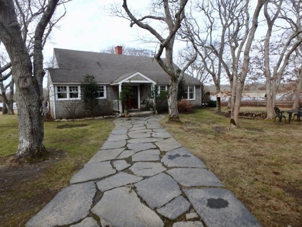 74 Turkeyland Cove Rd Ed306, Edgartown, Massachusetts, 3 Bedrooms Bedrooms, 6 Rooms Rooms,3 BathroomsBathrooms,Residential Lease,For Rent,Turkeyland Cove Rd Ed306,72844888