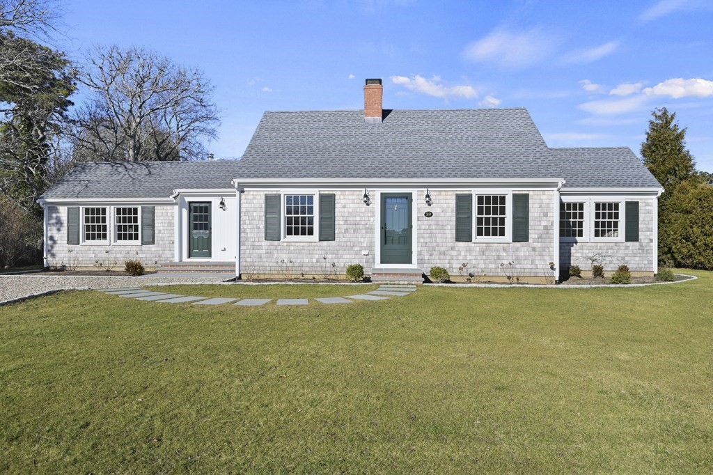29 Mercier Way, Edgartown, Massachusetts, 4 Bedrooms Bedrooms, 8 Rooms Rooms,2 BathroomsBathrooms,Residential Lease,For Rent,Mercier Way,73193875