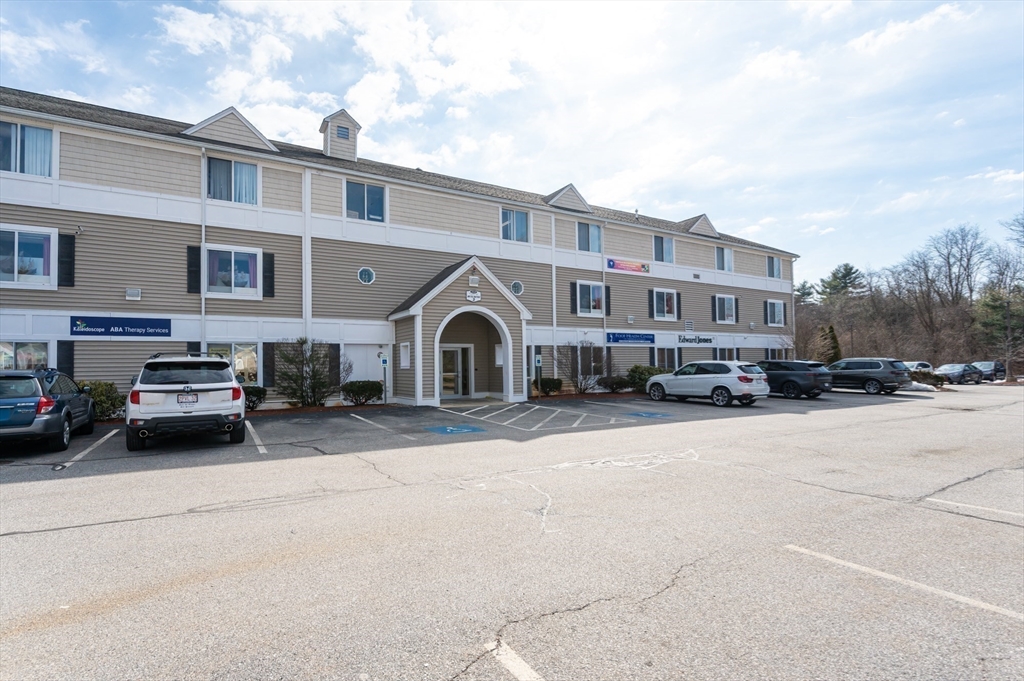 1565 Main St, Tewksbury, Massachusetts, ,Commercial Sale,For Sale,Main St,73206423
