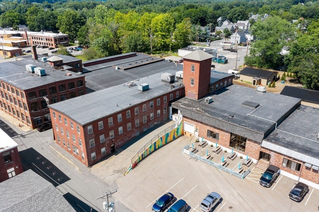 12 Oakland Street, Amesbury, Massachusetts, ,Commercial Lease,For Rent,Oakland Street,73217987