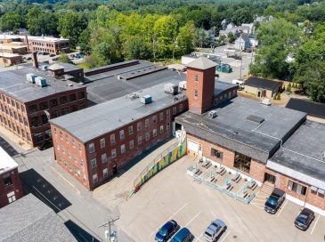 12 Oakland Street, Amesbury, Massachusetts, ,Commercial Lease,For Rent,Oakland Street,73217987 12 Oakland Street, Amesbury, Massachusetts, ,Commercial Lease,For Rent,Oakland Street,73217987