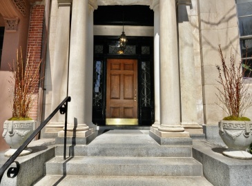 61 Mt Vernon St, Boston, Massachusetts, 4 Bedrooms Bedrooms, 11 Rooms Rooms,2.5 BathroomsBathrooms,Residential,For Sale,Mt Vernon St,73226034