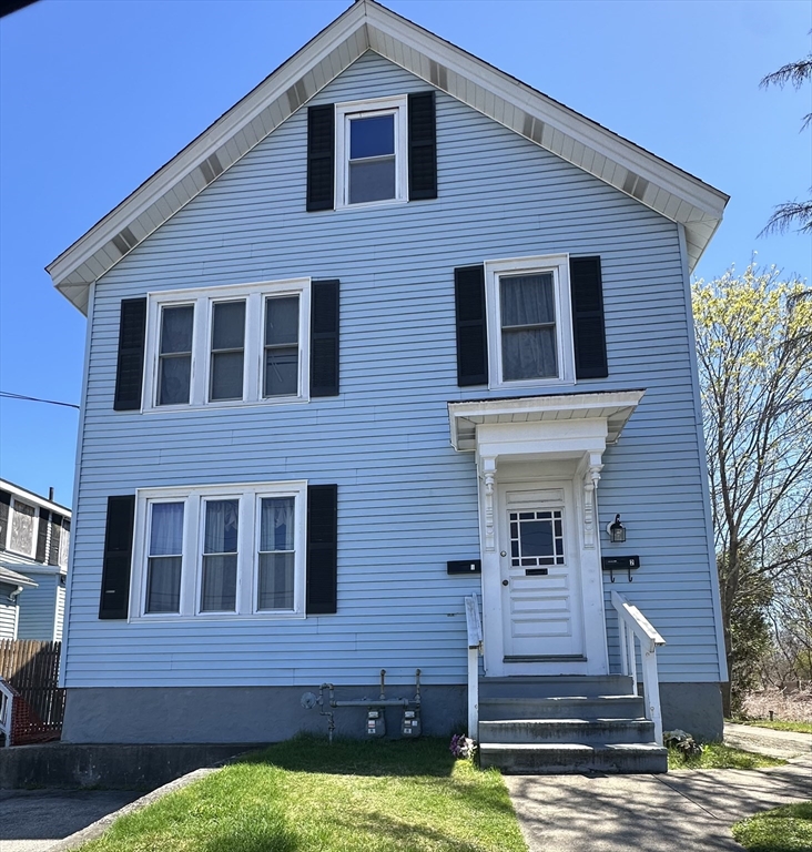 88 West St, Attleboro, Massachusetts, 4 Bedrooms Bedrooms, 12 Rooms Rooms,4.5 BathroomsBathrooms,Residential Income,For Sale,West St,73227358