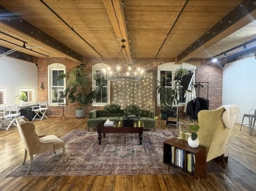 77 Elm St, Amesbury, Massachusetts, ,Commercial Lease,For Rent,Elm St,73250010 77 Elm St, Amesbury, Massachusetts, ,Commercial Lease,For Rent,Elm St,73250010