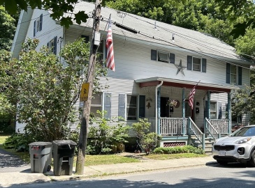 17-19 Holbrook St, North Adams, Massachusetts, 6 Bedrooms Bedrooms, 13 Rooms Rooms,2.5 BathroomsBathrooms,Residential Income,For Sale,Holbrook St,73256180