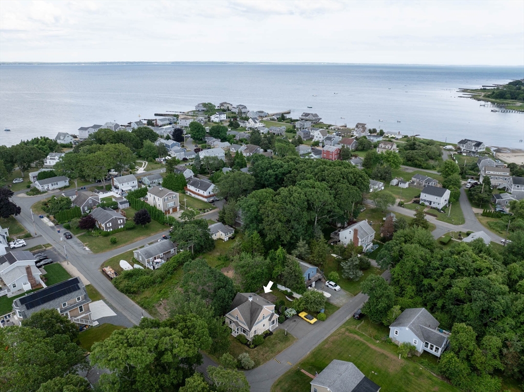 6 North Rd, Mattapoisett, Massachusetts, 2 Bedrooms Bedrooms, 4 Rooms Rooms,1 BathroomBathrooms,Residential,For Sale,North Rd,73257361