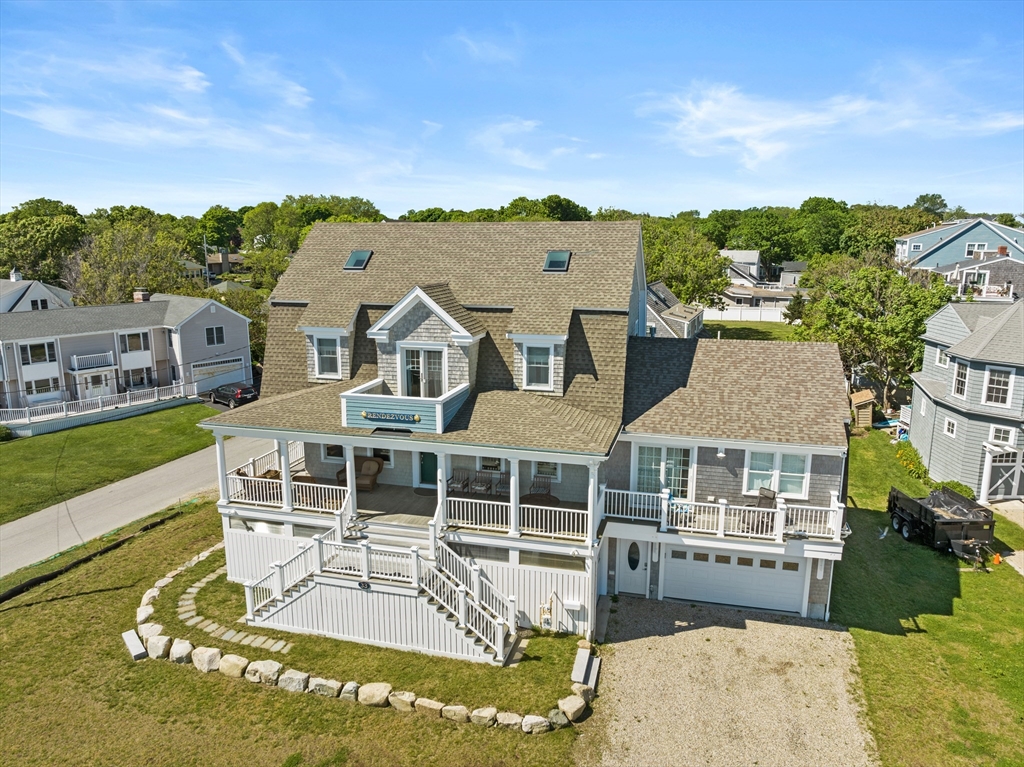 33 Oceanside Dr, Scituate, Massachusetts, 7 Bedrooms Bedrooms, 13 Rooms Rooms,5 BathroomsBathrooms,Residential,For Sale,Oceanside Dr,73265455