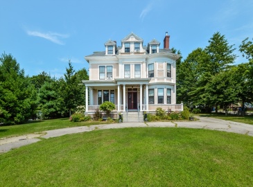 71 Hawthorn St, New Bedford, Massachusetts, 10 Bedrooms Bedrooms, 16 Rooms Rooms,4 BathroomsBathrooms,Residential,For Sale,Hawthorn St,73273208