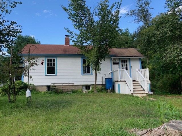 230 Jabish St., Belchertown, Massachusetts, 2 Rooms Rooms,Residential,For Sale,Jabish St.,73284826