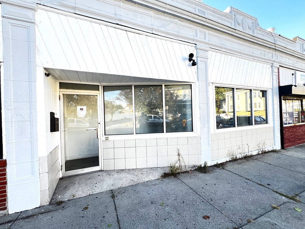 86 Spring, Medford, Massachusetts, ,Commercial Lease,For Rent,Spring,73292851