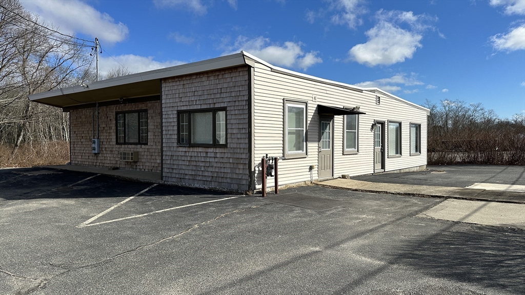 48 Iyannough, Barnstable, Massachusetts, ,Commercial Lease,For Rent,Iyannough,73304421