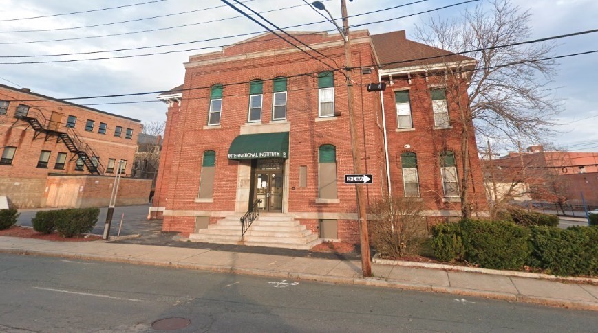 125 Amesbury Street, Lawrence, Massachusetts, ,Commercial Lease,For Rent,Amesbury Street,73305532