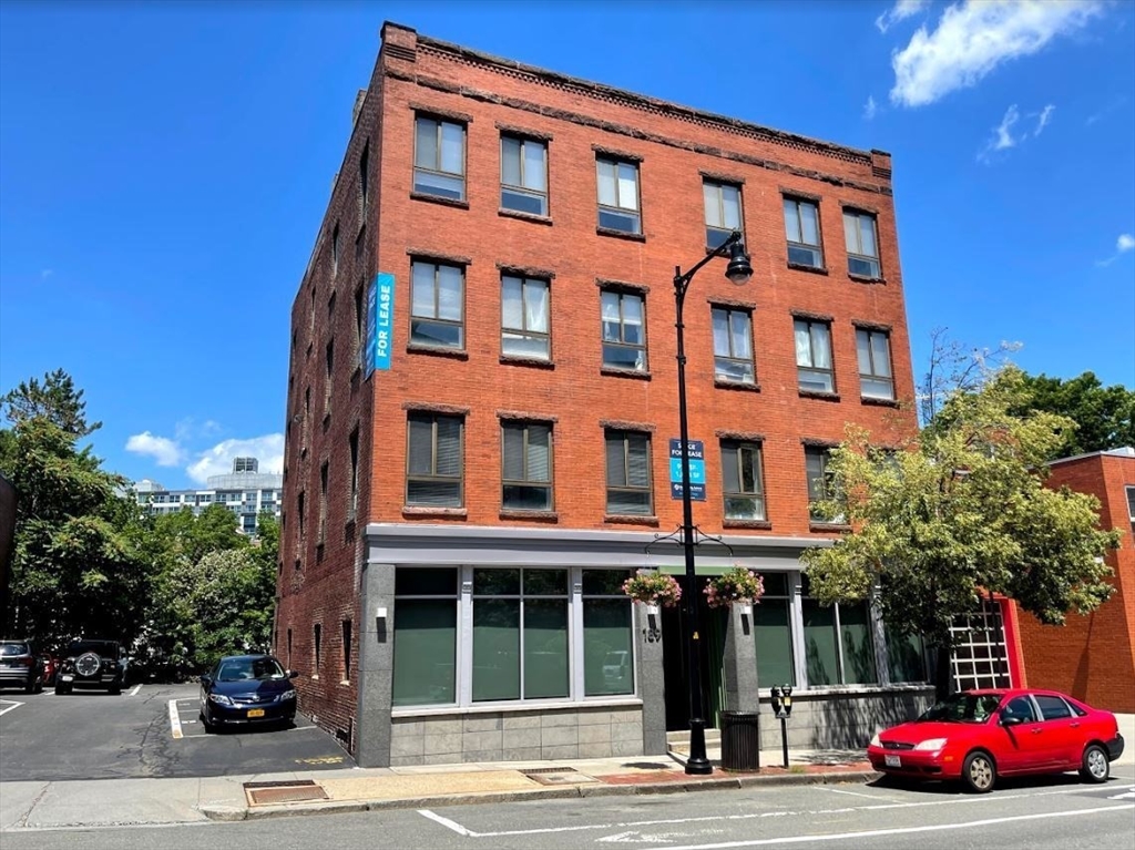 189 Cambridge Street, Cambridge, Massachusetts, ,Commercial Lease,For Rent,Cambridge Street,73307856