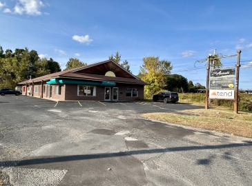 186 Northampton St, Easthampton, Massachusetts, ,Commercial Lease,For Rent,Northampton St,73300363