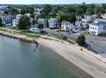 26 Pickman Street, Salem, Massachusetts, 3 Bedrooms Bedrooms, 4 Rooms Rooms,2 BathroomsBathrooms,Residential,For Sale,Pickman Street,73261104