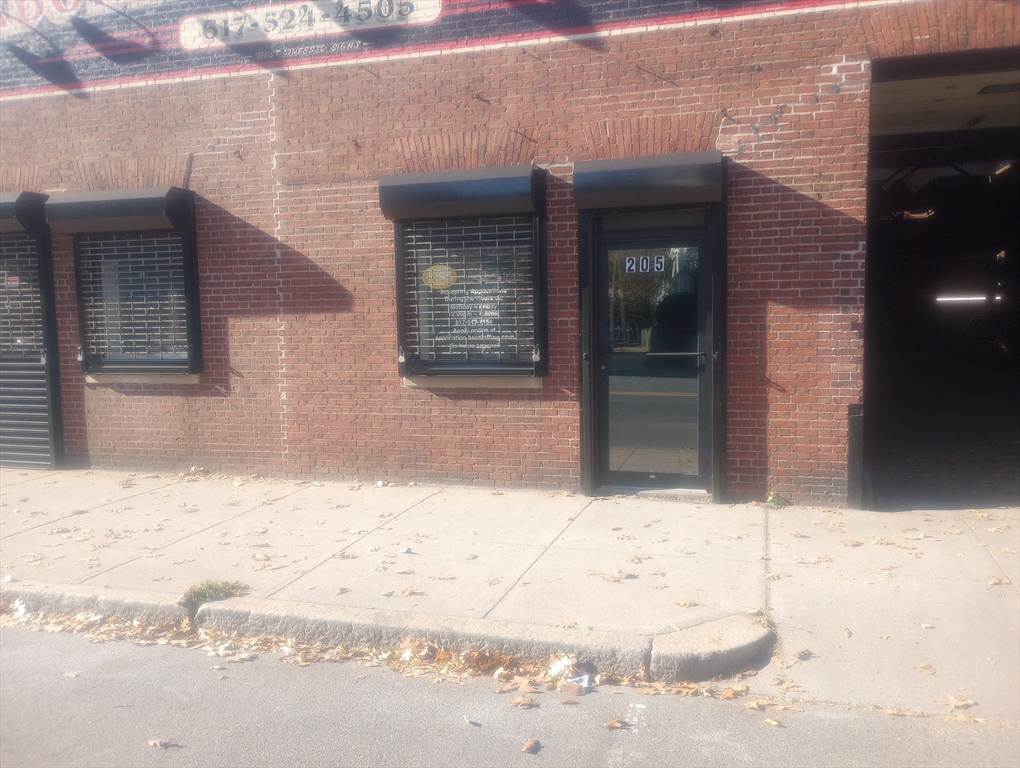 205 South St, Boston, Massachusetts, ,Commercial Lease,For Rent,South St,73312792