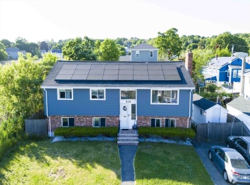 23 Milan Ave, Saugus, Massachusetts, 6 Bedrooms Bedrooms, 12 Rooms Rooms,3 BathroomsBathrooms,Residential Income,For Sale,Milan Ave,73268518