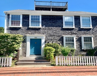76 Orange St, Nantucket, Massachusetts, 4 Bedrooms Bedrooms, 8 Rooms Rooms,3 BathroomsBathrooms,Residential Lease,For Rent,Orange St,73313728