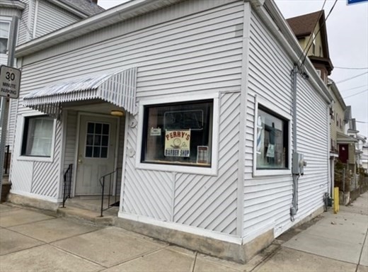 112 Kilburn St, Fall River, Massachusetts, 1 Room Rooms,1 BathroomBathrooms,Commercial Lease,For Rent,Kilburn St,73313743